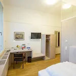 Gaestehaus Der Katholischen Akademie In Bayern *