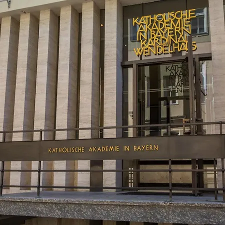 Gaestehaus Der Katholischen Akademie In Bayern *