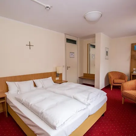Отель Gaestehaus Der Katholischen Akademie In Bayern