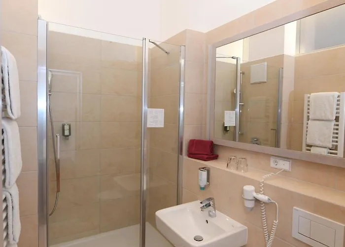 Hotel Gaestehaus Der Katholischen Akademie In Bayern Mnichov